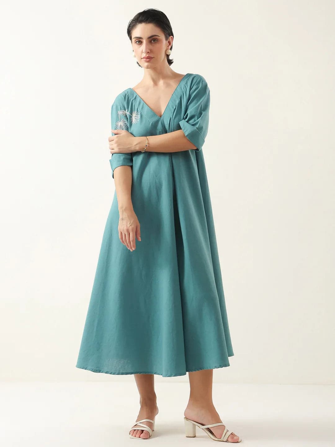 Gomachi Women's Blue V-Neck Solid Cotton Dress