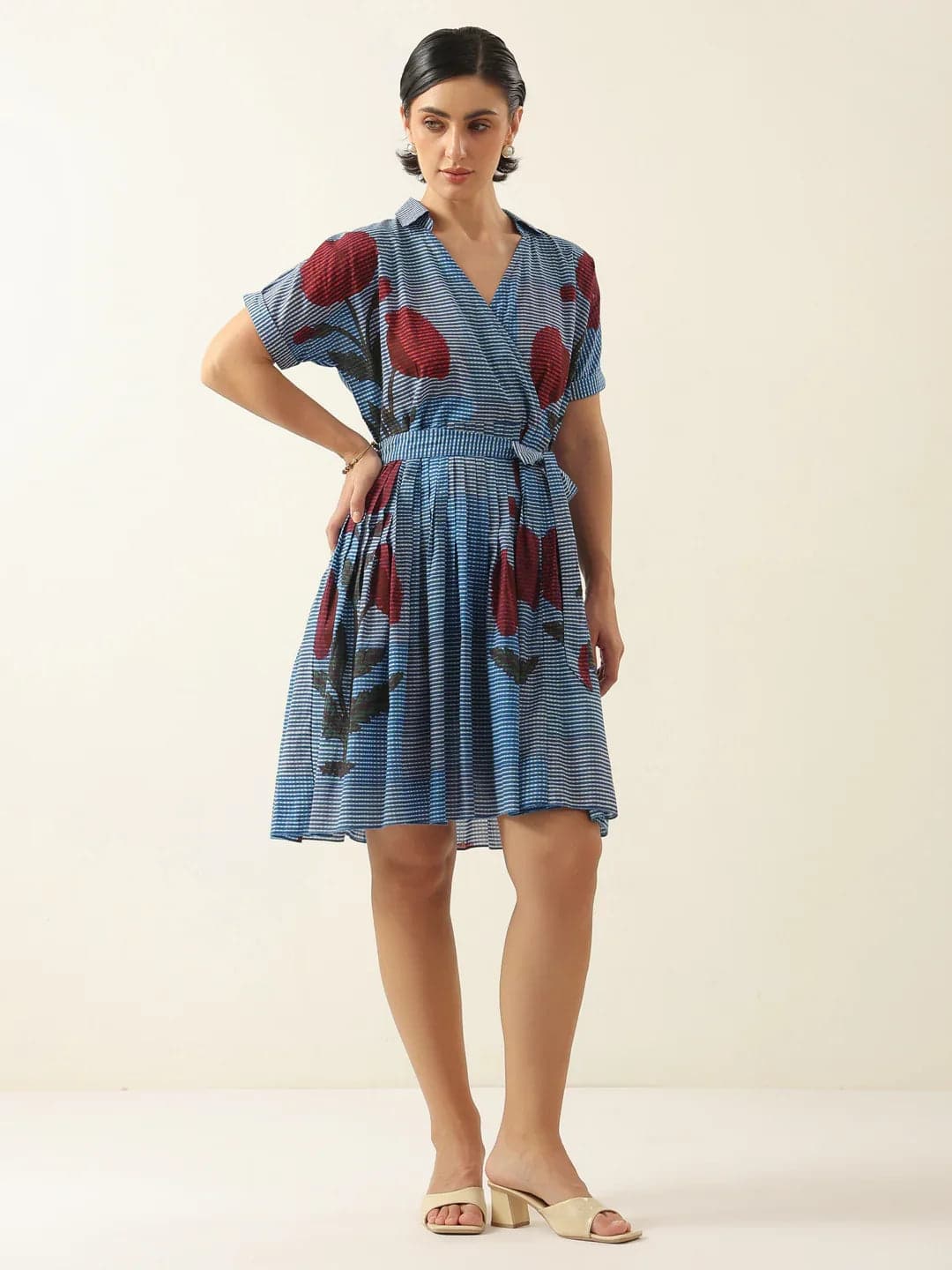 Gomachi Women's Blue V-Neck Floral Printed Dress