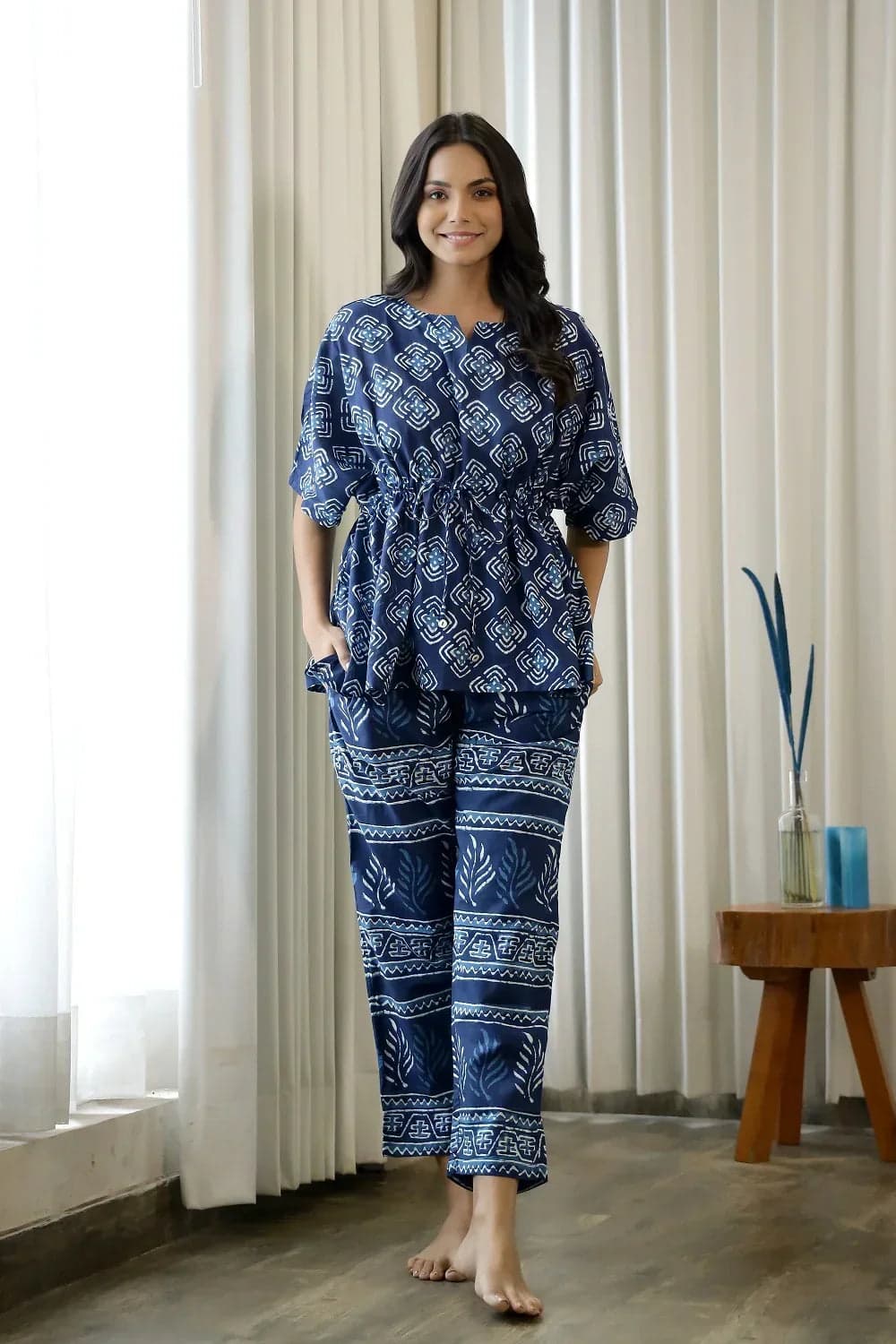 Gomachi Women's Navy Blue Pure Cotton Ethnic Motifs Printed Kaftan With Pyjama